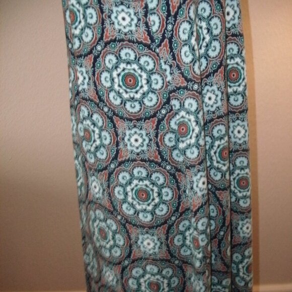 Loft Size MP Sleeveless Medallion Print Crewneck Rust, Cream, Navy Blue Dress - Picture 4 of 5